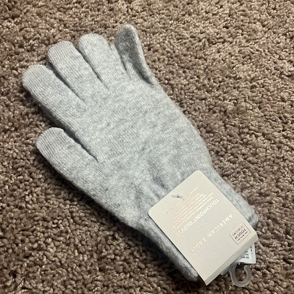 Ash - Picture 2 of 3